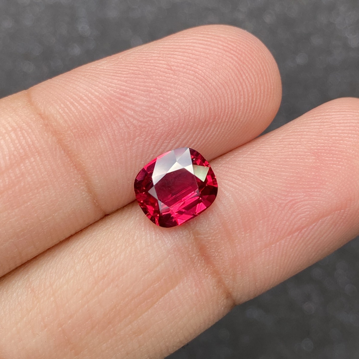 Rubis du Mozambique Coussin de 2,57ct - vue 5