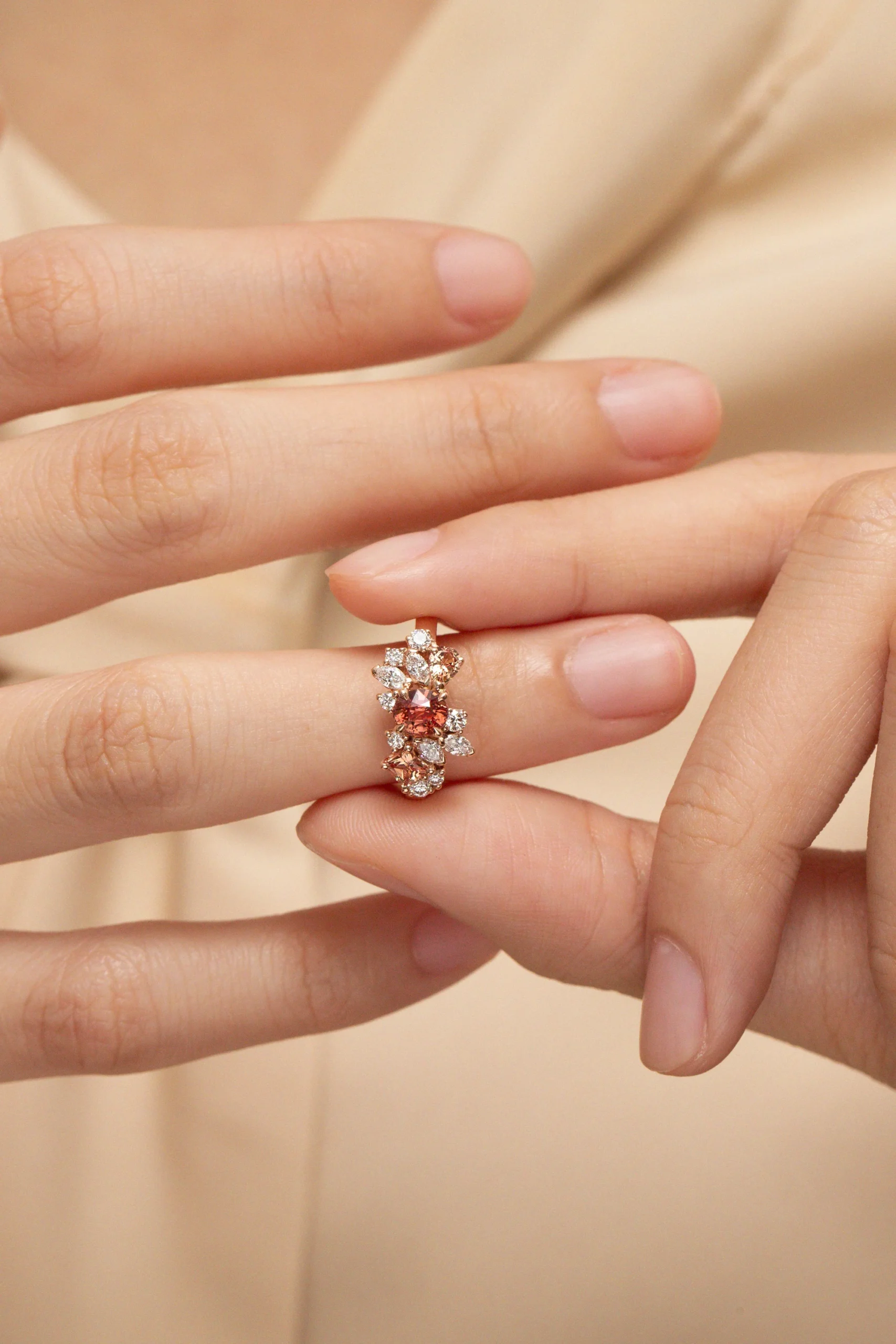 Bague_saphir_padparadscha_rond_fiancailles